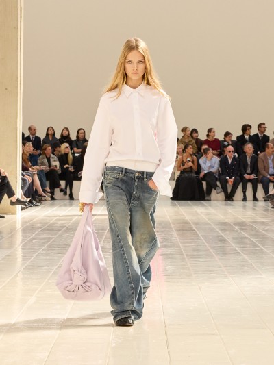 Balenciaga Summer 27 - Stills, Retouche photo créative mode luxe - 45 - © SHERIFF • PROJECTS