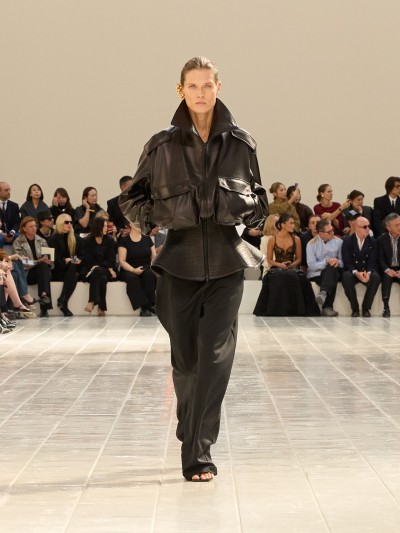 Balenciaga Summer 27 - Stills, Retouche photo créative mode luxe - 33 - © SHERIFF • PROJECTS