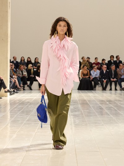 Balenciaga Summer 27 - Stills, Retouche photo créative mode luxe - 41 - © SHERIFF • PROJECTS