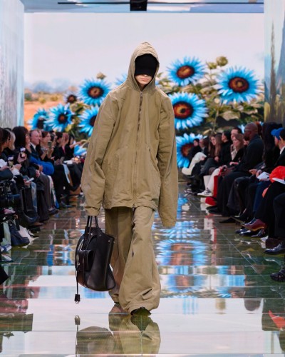 Balenciaga Winter 24 - © SHERIFF • PROJECTS