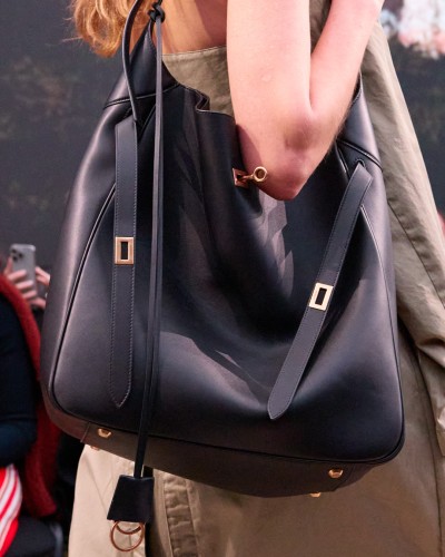 Balenciaga Winter 24 - © SHERIFF • PROJECTS