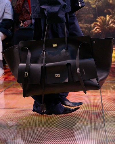 Balenciaga Winter 24 - © SHERIFF • PROJECTS