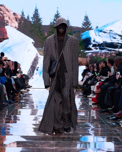 Balenciaga Winter 24 - © SHERIFF • PROJECTS