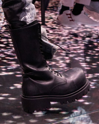 Balenciaga Winter 24 - © SHERIFF • PROJECTS