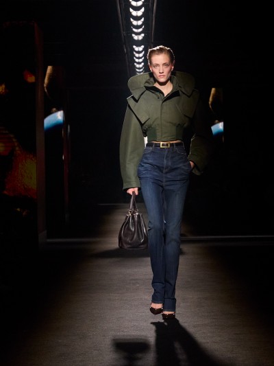 Balenciaga Winter 26 - Stills, Retouche photo créative mode luxe - 48 - © SHERIFF • PROJECTS