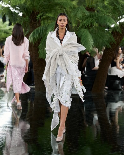 Dior Fall-Winter 2026-2027 Haute Couture - Stills, Retouche photo créative mode luxe - 37 - © SHERIFF • PROJECTS