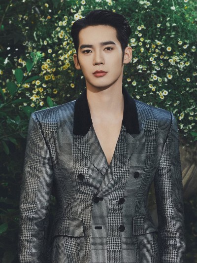 Dior Men’s Summer 2027 - Stills, Retouche photo créative mode luxe - 3 - © SHERIFF • PROJECTS
