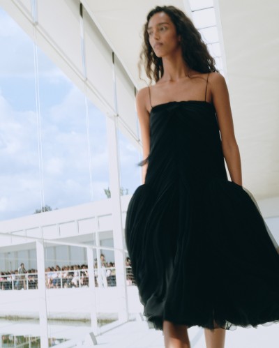 Dior Summer 2027 - Stills, Retouche photo créative mode luxe - 7 - © SHERIFF • PROJECTS