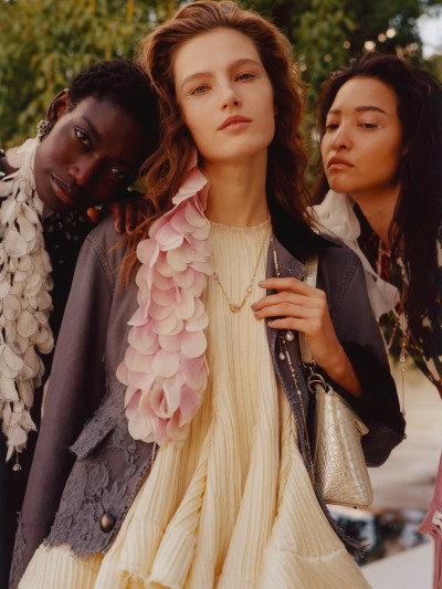 Dior Summer 2027 - Colin Dodgson - Stills, Retouche photo créative mode luxe - 24 - © SHERIFF • PROJECTS