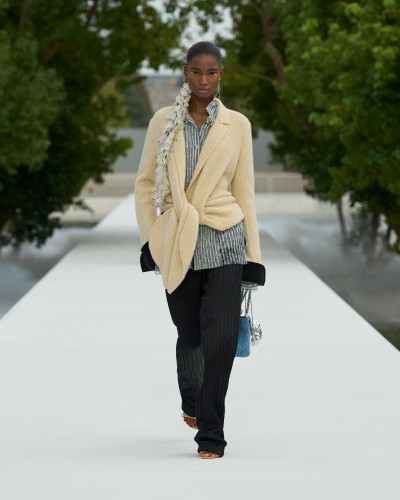 Dior Summer 2027 - Stills, Retouche photo créative mode luxe - 16 - © SHERIFF • PROJECTS