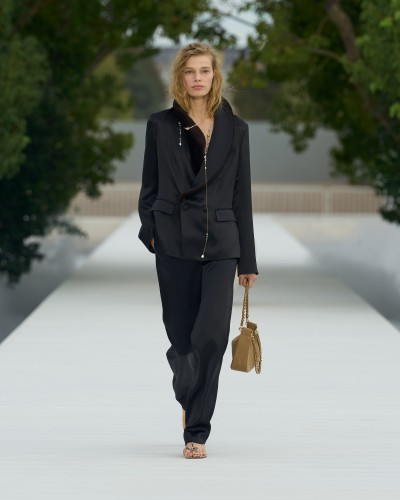 Dior Summer 2027 - Stills, Retouche photo créative mode luxe - 23 - © SHERIFF • PROJECTS