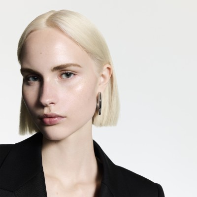 Givenchy Beauty - Stills, Retouche photo créative mode luxe - 7 - © SHERIFF • PROJECTS