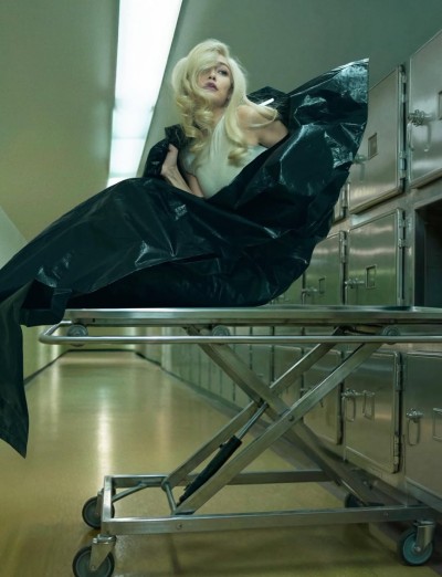 Love Magazine - Sebastián Faena - Stills, Retouche photo créative mode luxe - 6 - © SHERIFF • PROJECTS