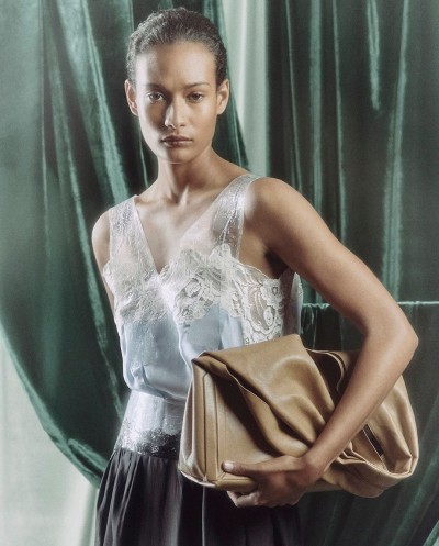 Maison Margiela Spring Summer 2026 - Mélanie + Ramon - Stills, Retouche photo créative mode luxe - 6 - © SHERIFF • PROJECTS