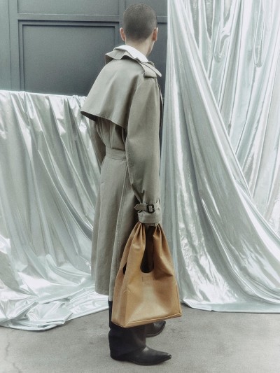 Maison Margiela Spring Summer 2026 - Mélanie + Ramon - Stills, Retouche photo créative mode luxe - 14 - © SHERIFF • PROJECTS