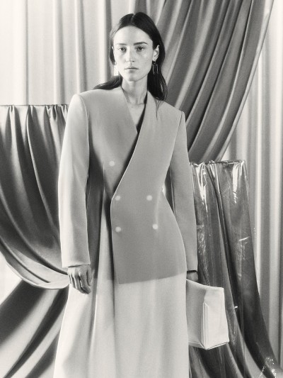 Maison Margiela Spring Summer 2026 - Mélanie + Ramon - Stills, Retouche photo créative mode luxe - 2 - © SHERIFF • PROJECTS