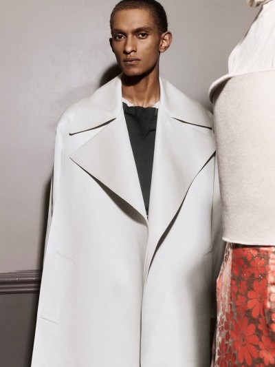 Maison Margiela Spring-Summer 2027 - Ethan Hart - Stills, Retouche photo créative mode luxe - 7 - © SHERIFF • PROJECTS