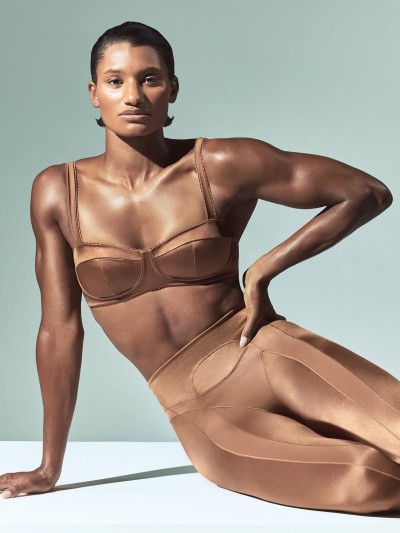 Nike Women x Skims - Mélanie + Ramon - Stills, Retouche photo créative mode luxe - 22 - © SHERIFF • PROJECTS