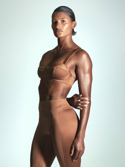 Nike Women x Skims - Mélanie + Ramon - Stills, Retouche photo créative mode luxe - 20 - © SHERIFF • PROJECTS