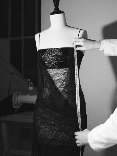 Revolve Los Angeles - Stills, Retouche photo créative mode luxe - 6 - © SHERIFF • PROJECTS