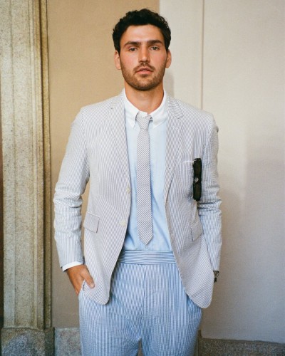Thom Browne Men’s Spring 2027 - Stills, Retouche photo créative mode luxe - 11 - © SHERIFF • PROJECTS