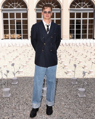 Thom Browne Men’s Spring 2027 - Stills, Retouche photo créative mode luxe - 10 - © SHERIFF • PROJECTS
