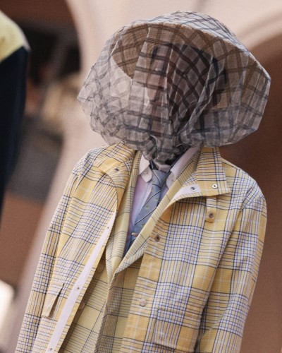 Thom Browne Men’s Spring 2027 - Stills, Retouche photo créative mode luxe - 11 - © SHERIFF • PROJECTS