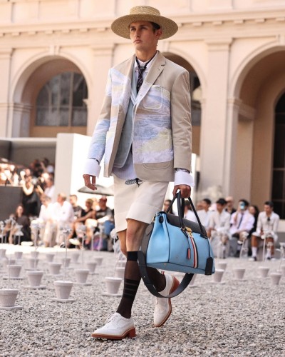 Thom Browne Men’s Spring 2027 - Stills, Retouche photo créative mode luxe - 8 - © SHERIFF • PROJECTS