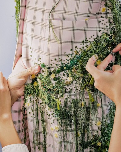 Thom Browne Women’s Spring 2027 - Stills, Retouche photo créative mode luxe - 13 - © SHERIFF • PROJECTS