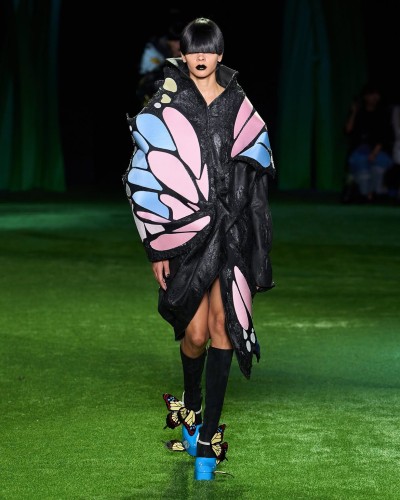 Thom Browne Women’s Spring 2027 - Stills, Retouche photo créative mode luxe - 16 - © SHERIFF • PROJECTS