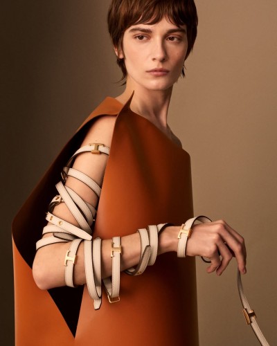 Tod’s - Théo de Gueltzl - Stills, Retouche photo créative mode luxe - 10 - © SHERIFF • PROJECTS