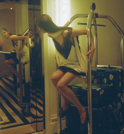 Vogue Magazine - Sebastian Faena - Stills, Retouche photo créative mode luxe - 16 - © SHERIFF • PROJECTS
